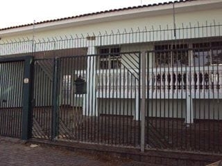 Casa, 4 quartos, 360 m² - Foto 1