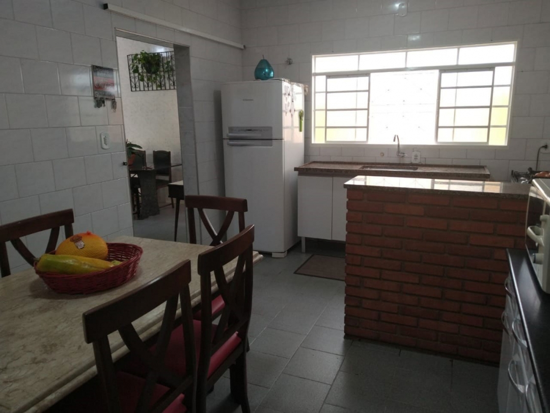 Casa, 4 quartos, 242 m² - Foto 7