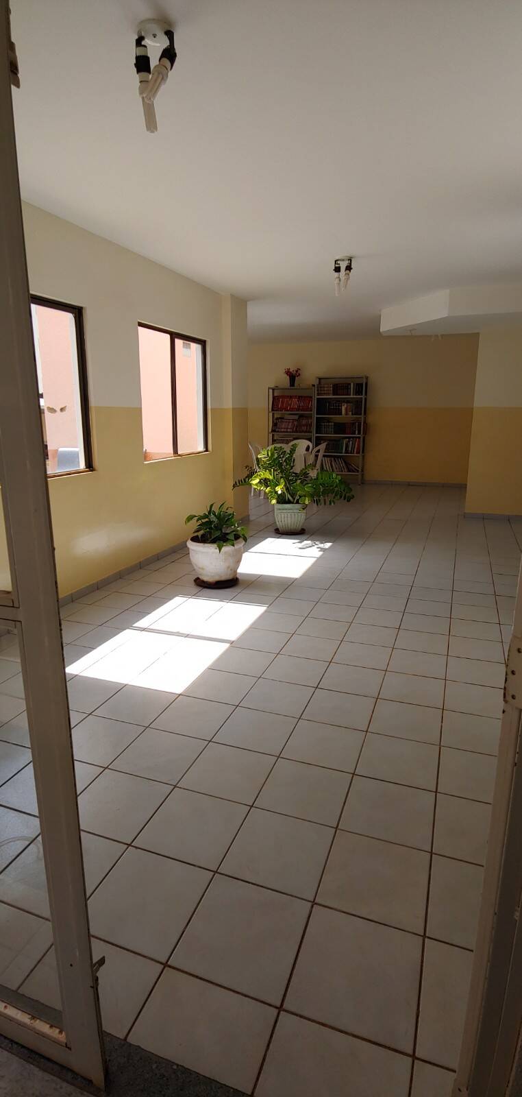 Apartamento para alugar com 2 quartos, 68m² - Foto 3