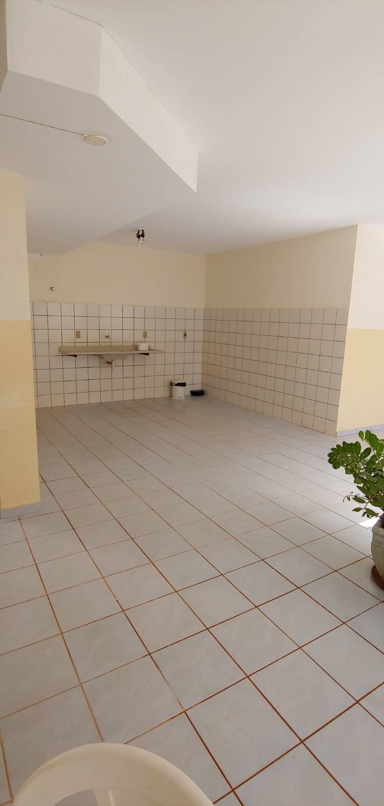 Apartamento para alugar com 2 quartos, 68m² - Foto 4