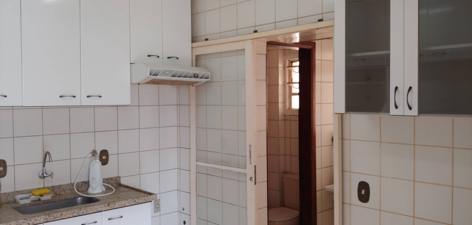 Apartamento para alugar com 2 quartos, 68m² - Foto 32
