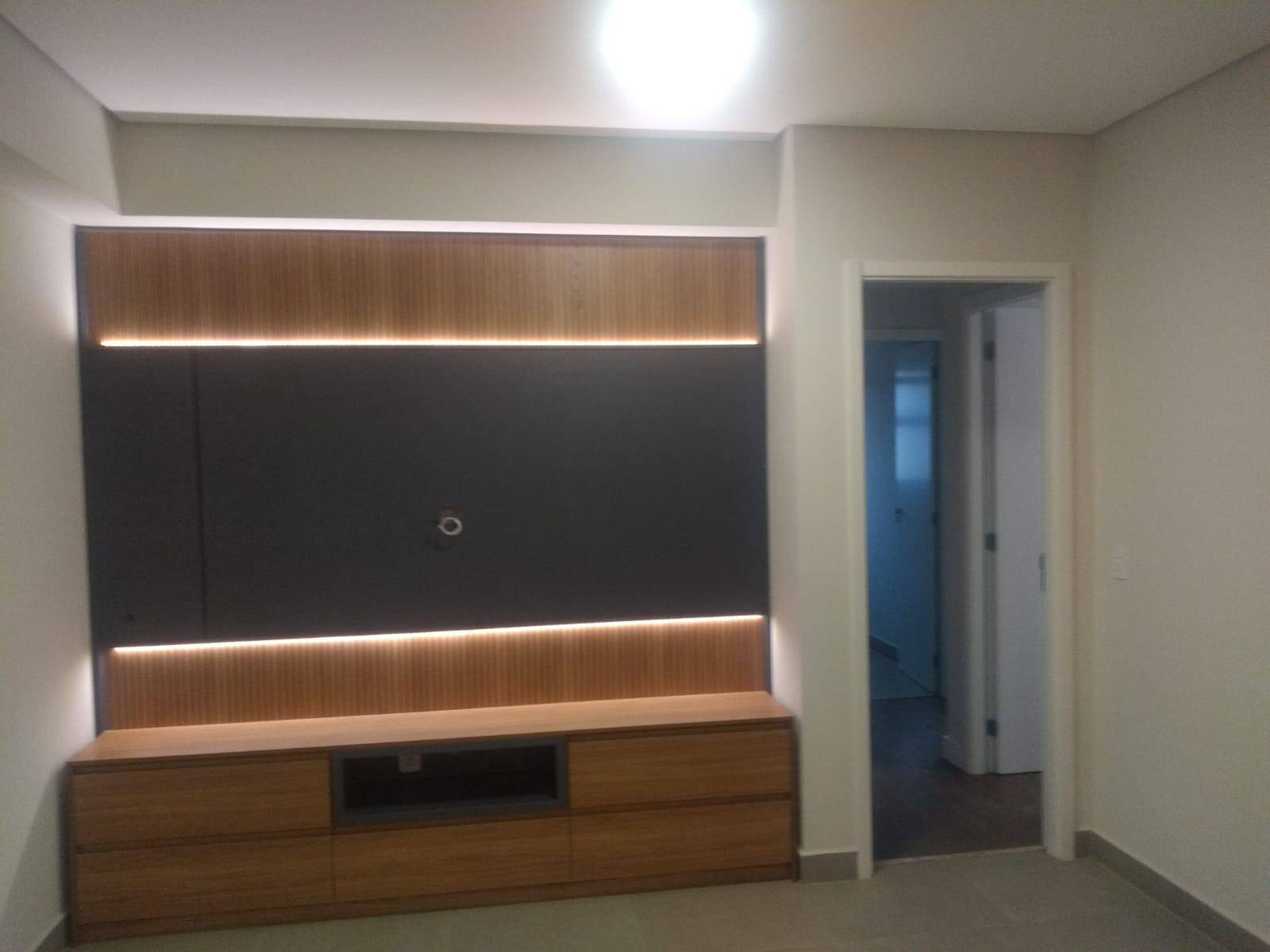 Apartamento para alugar com 3 quartos, 84m² - Foto 11