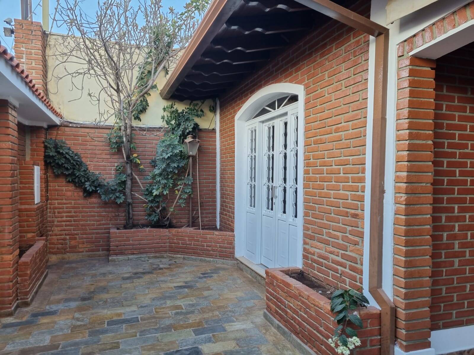 Casa, 3 quartos, 191 m² - Foto 2