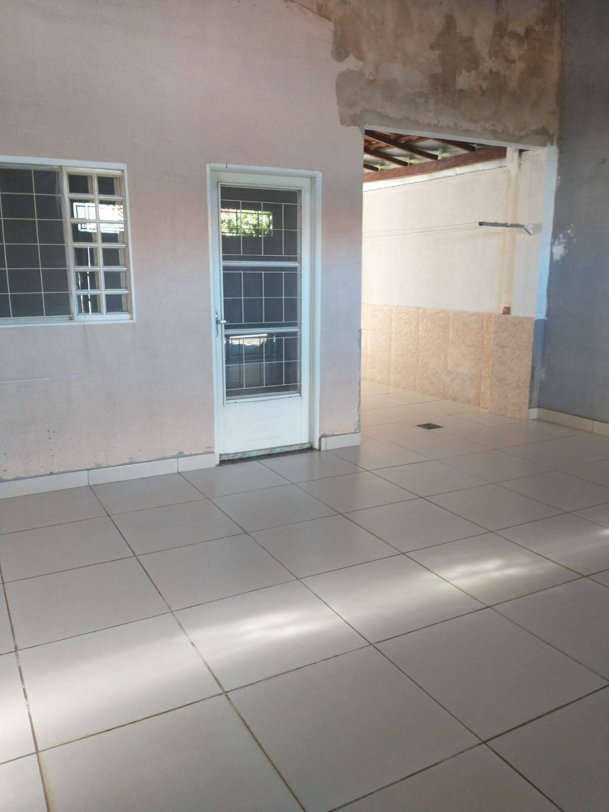 Casa à venda e aluguel com 2 quartos - Foto 2