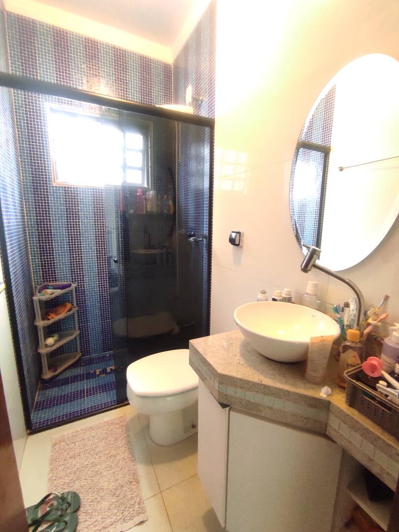 Casa à venda com 3 quartos, 220m² - Foto 6