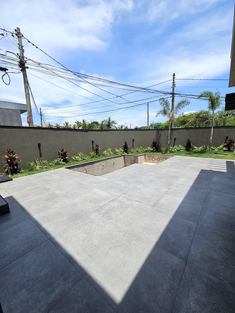 Casa à venda com 3 quartos, 228m² - Foto 7