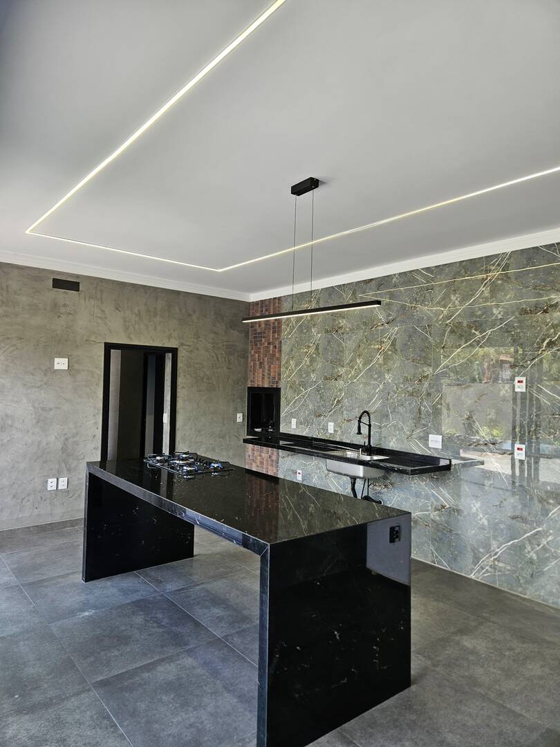 Casa à venda com 3 quartos, 228m² - Foto 14