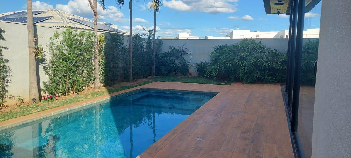 Casa à venda com 3 quartos, 315m² - Foto 8