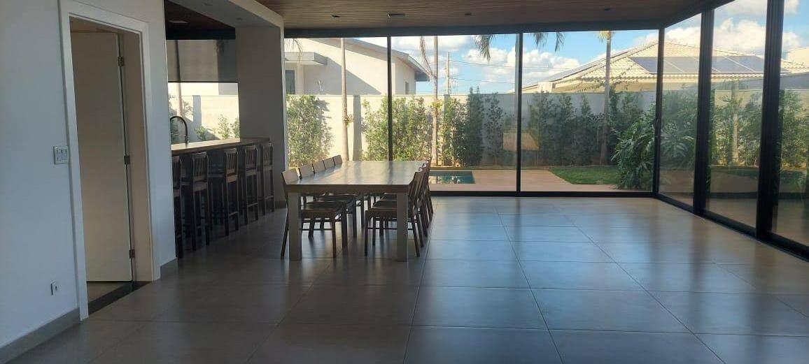 Casa à venda com 3 quartos, 315m² - Foto 15
