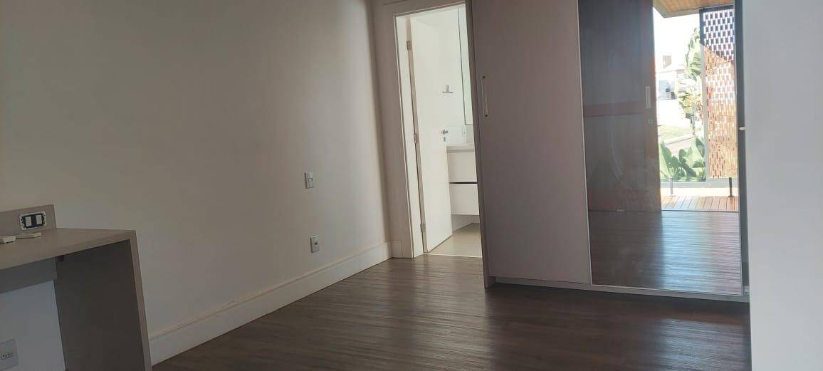 Casa à venda com 3 quartos, 315m² - Foto 25