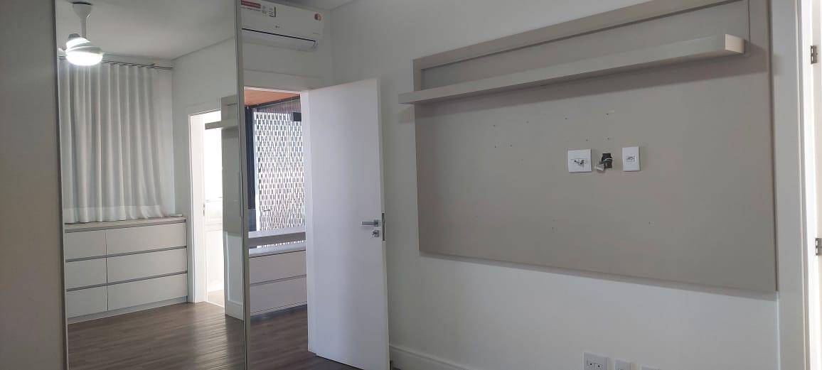 Casa à venda com 3 quartos, 315m² - Foto 30