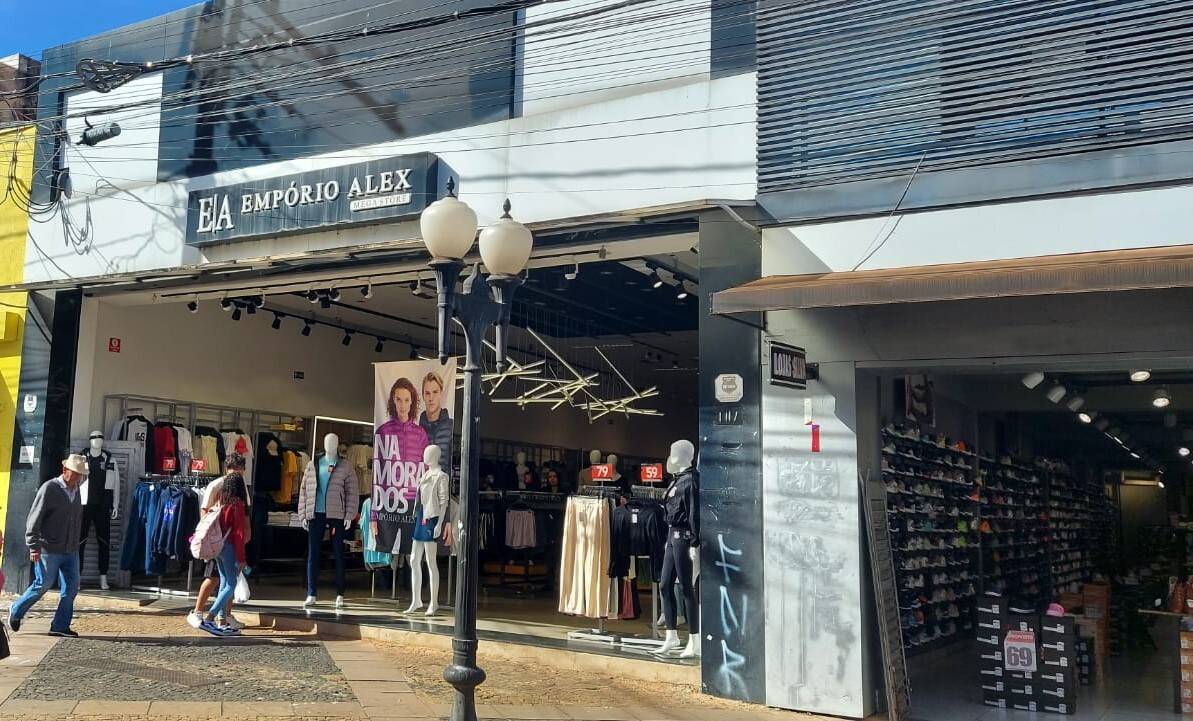 Prédio Inteiro para alugar, 170m² - Foto 2
