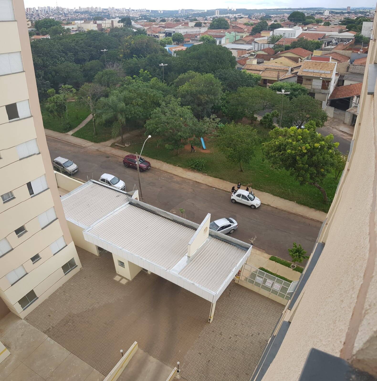 Apartamento à venda com 2 quartos, 47m² - Foto 2