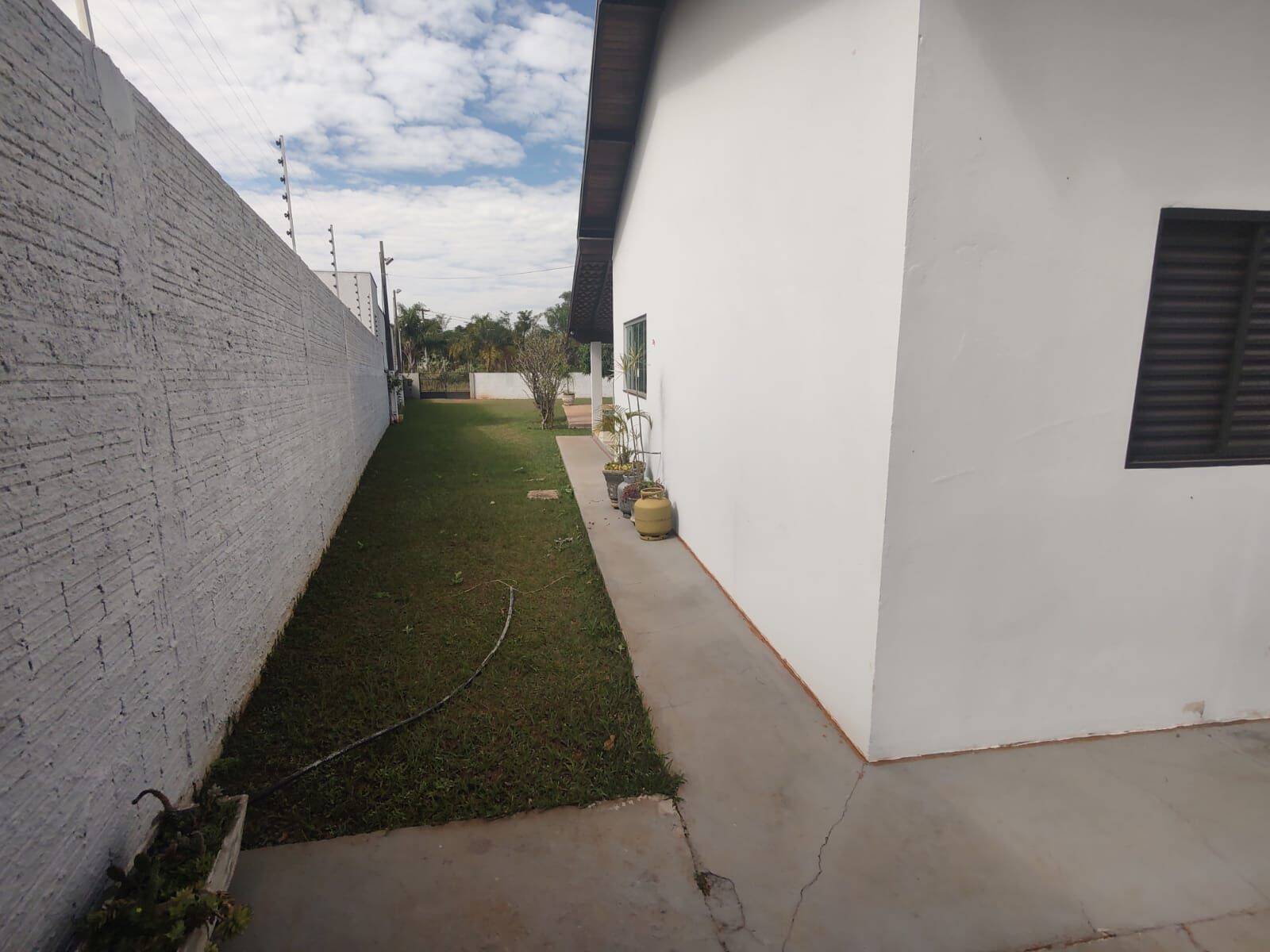 Chácara, 2 quartos, 1187 m² - Foto 4