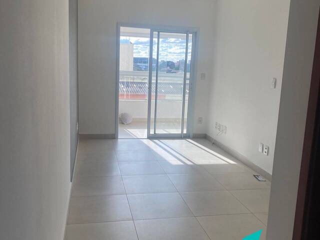 #976 - Apartamento para Locação em Bauru - SP