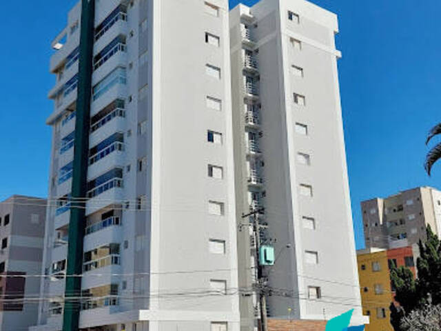 #976 - Apartamento para Locação em Bauru - SP